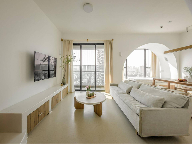 遼陽復(fù)式裝修，全屋大白墻看似不豪華，細節(jié)卻做得很到位，顏值超高